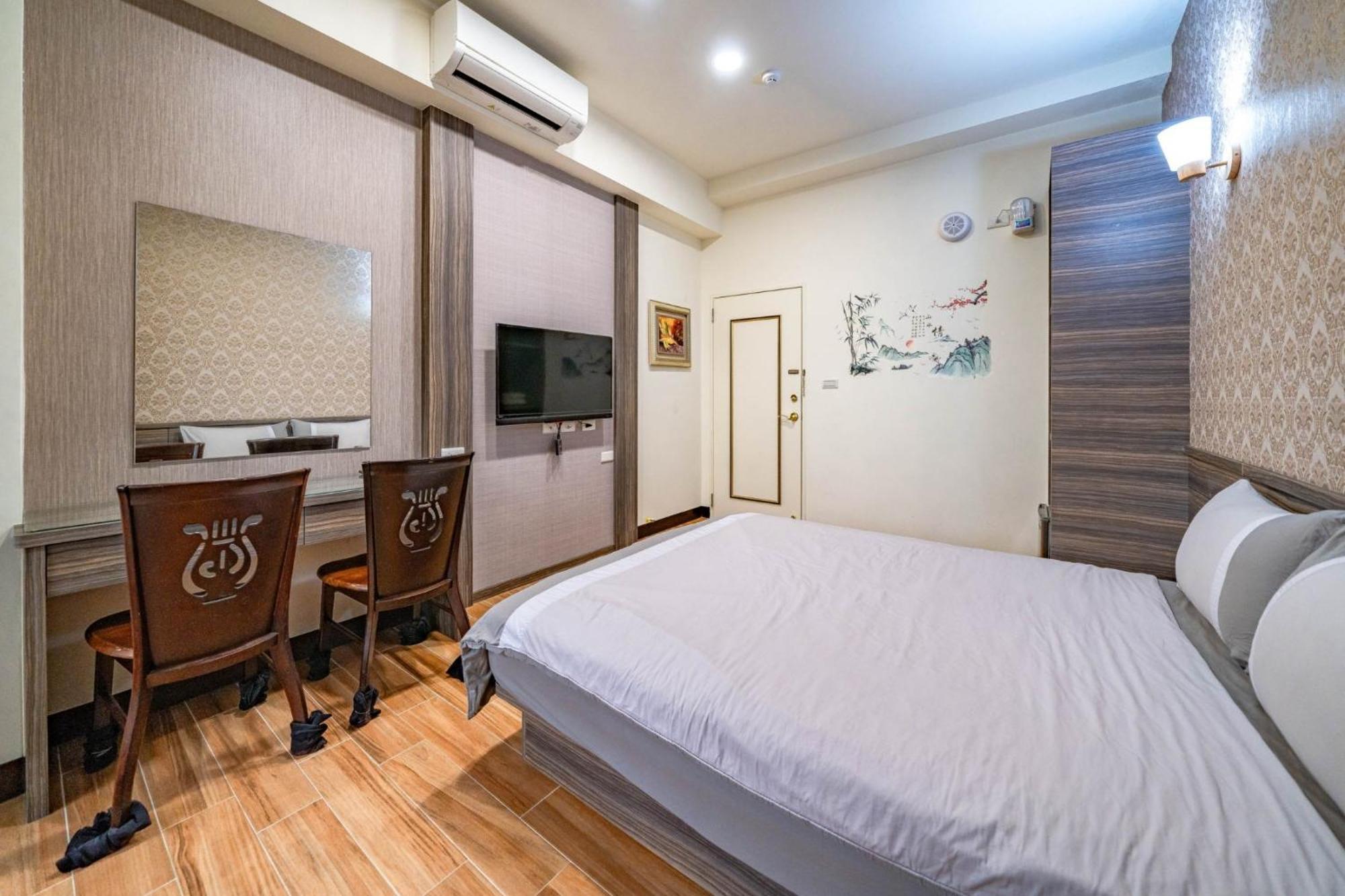 台南迎家樂 Apartment Anping Bagian luar foto